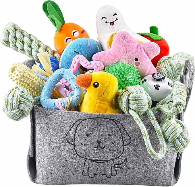 legetøj 24stk + kurv